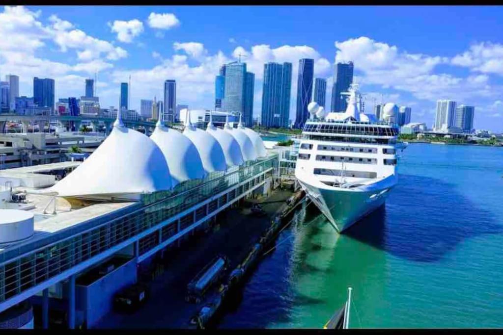 New Luxurious Studio Private In The Heart Of Miami Dış mekan fotoğraf